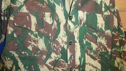 7) A PORTUGEUSE/ CUBAN- CAMO (LIZARD PATTERN)-LOG SLEEVE SHIRT-PRE 1994-AS NEW-LOW START!