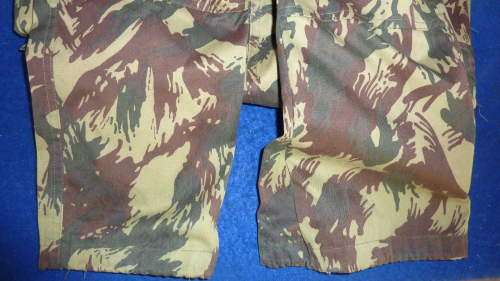8) PORTUGEUSE / CUBAN -LIZARD PATTERN-CAMO TROUSER-FADM-FAUMIL-SIZE 3 ( MADE IN MOSAMBIQUE)-LOW STAR