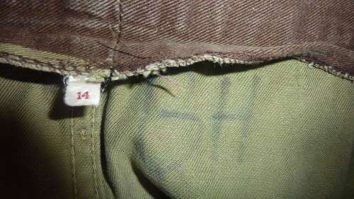 A PAIR OF ORIGINAL- RHODESIAN CAMO (BRUSHSTROKE ) TROUSER-GOOD CONDITION-SIZE MEDIUM-LOW START!