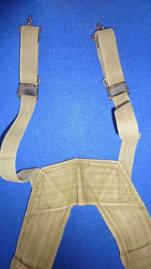 5) A RHODESIAN ARMY ISSUE-CANVAS HARNESS-Y STRAP-GOOD CONDITION-LOW START!