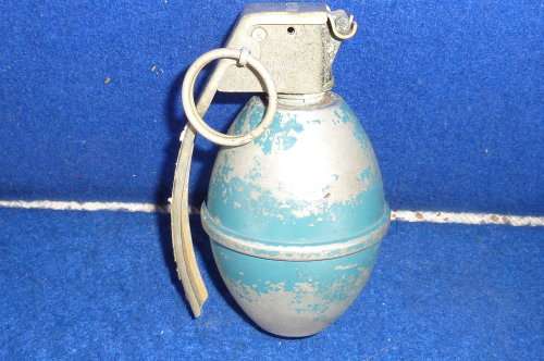 A PRE 1994 SADF-COMPLETE- INERT-M26 PRACTICE GRENADE-LOW START!