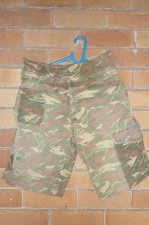 SWAPOL-BATTLEWORN SHORTS-HAS FIELD REPAIR-WAIST-RULER 38CM LOW START