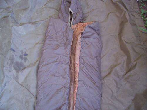 S.A.D.F.SLEEPING BAG WITH HOOD-COMPLETE-CRAZY R1.00 START-Crazy Wed Auction.