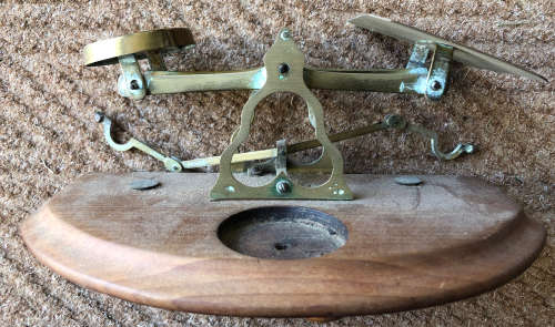 VINTAGE BRASS POSTAL SCALE
