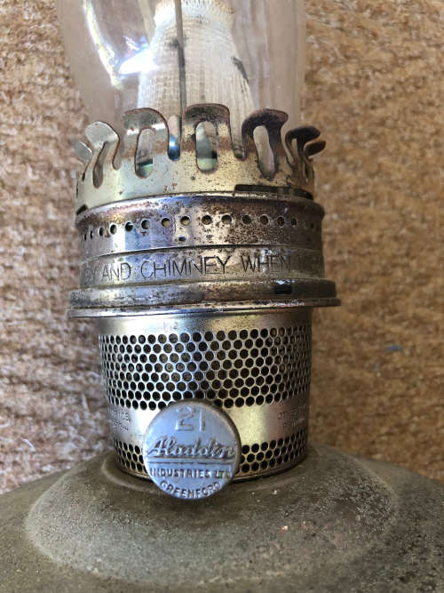 ALADDIN NUMBER 21 OIL LAMP
