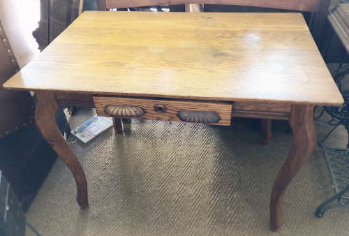 OAK LADY`S DESK