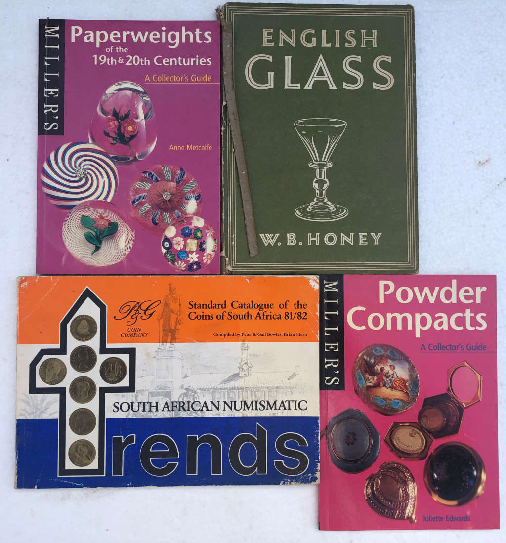 PAPERWIGHTS, ENGLISH GLASS, SOUTH AFRICAN NUMISTIC TRENDS AND POWDER COMPACTS