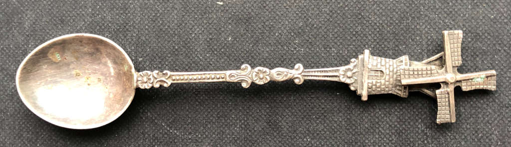 SILVER DUTCH TEASPOON HALLMARKED