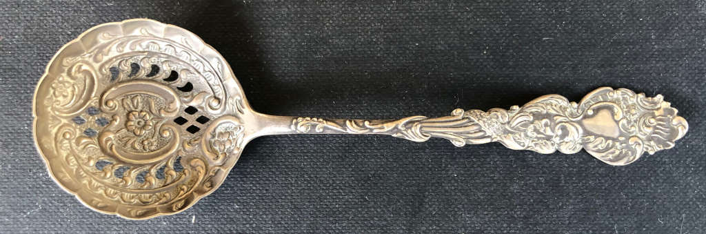 SILVER SUGAR SIFTER SPOON HALLMARKED 1896