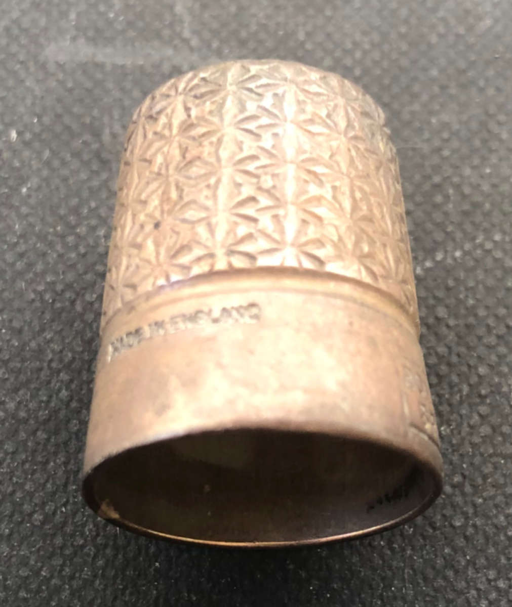SILVER THIMBLE ROYAL SPA NUMBER 18 HALLMARKED 1937