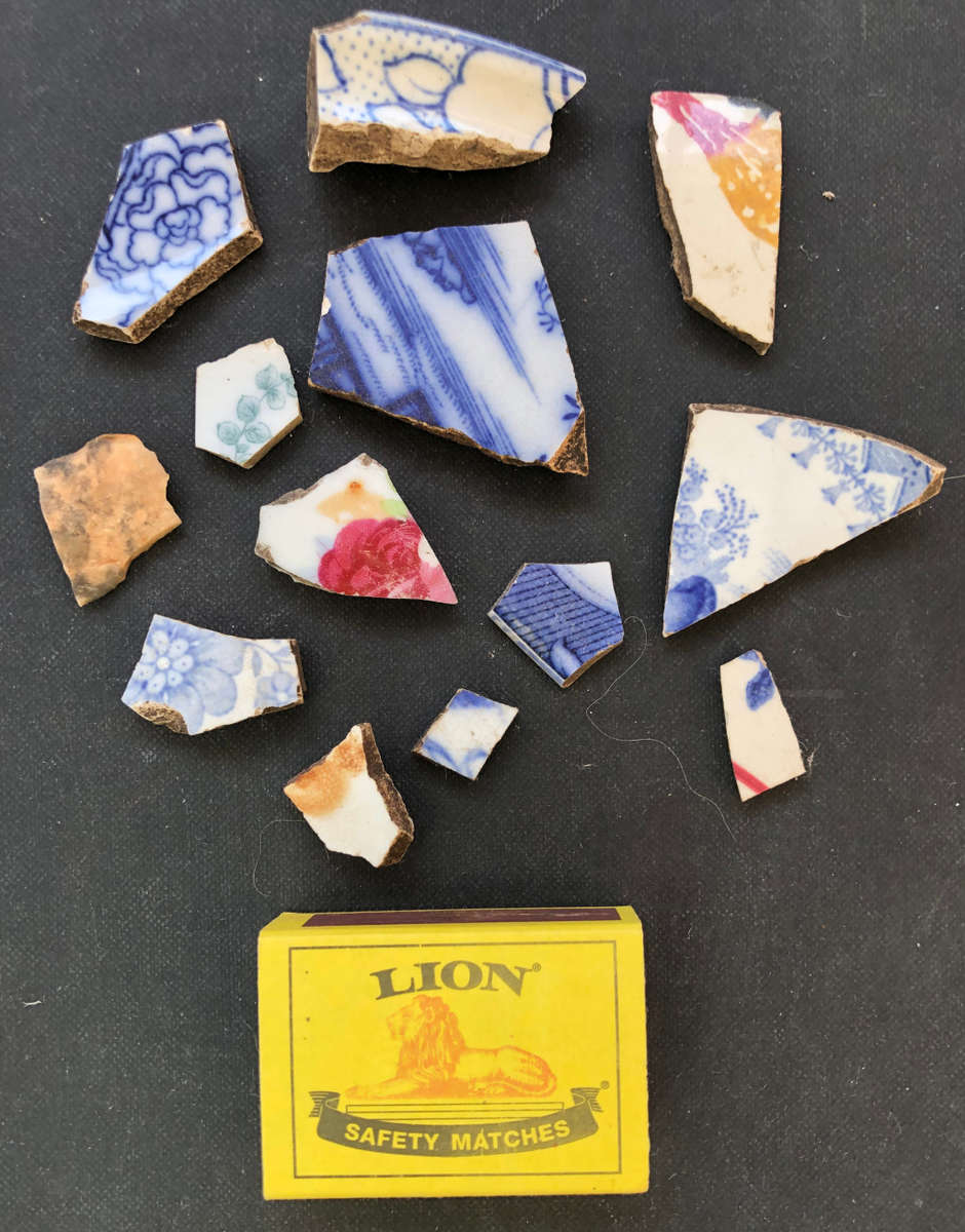 SHIPWRECK SHARDS OF PORCELAIN