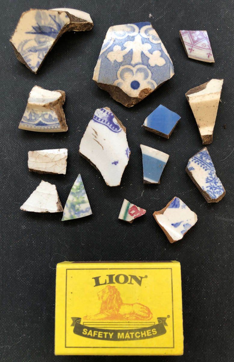 SHIPWRECK SHARDS OF PORCELAIN
