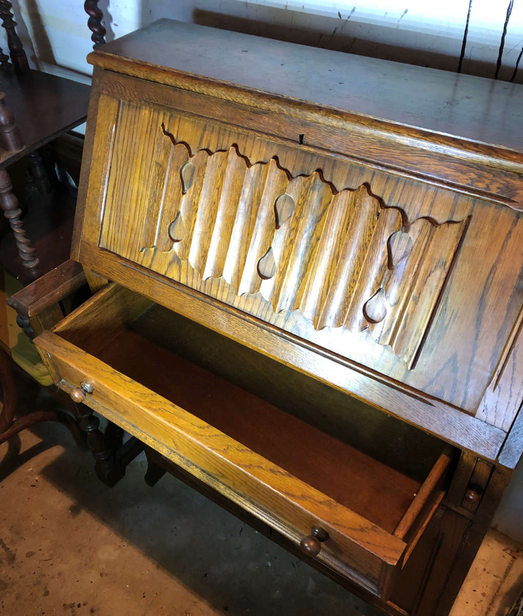 ADAM BEDE OAK WRITING BUREAU
