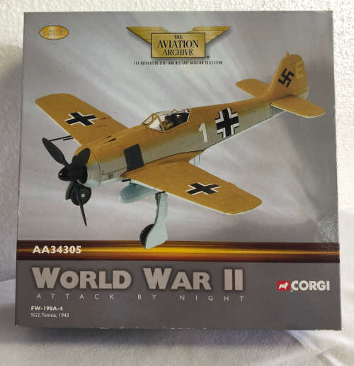 FW-190A-4 Corgi Aviation Archive 1:72 in original box