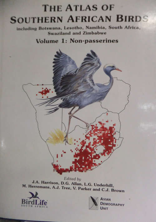 The Atlas of Southern African Birds Volume 1 and 2