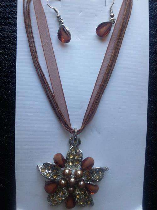 Flower necklace with matching earrings - Brown  - CLEARANCE!!!