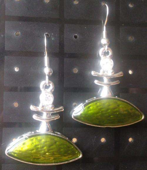 Oval Enamel and Silver Plated Alloy - Green Earrings