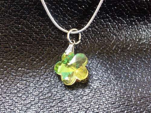 Yellow Flower Immitation Swarovski Crystal Pendant - 50,4cm chain