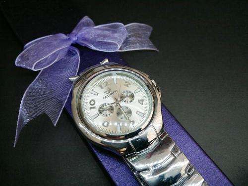 Trendy Silver Luxury Men's Stainless Wristwatch