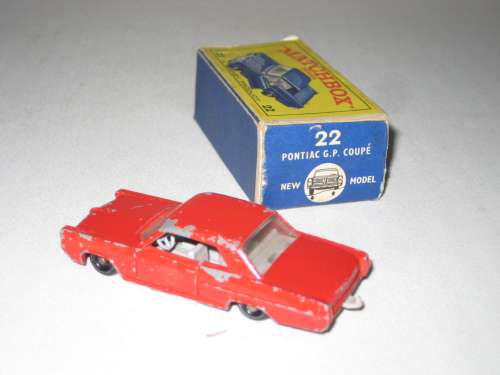 Matchbox Regular Wheels - Pontiac G P Coupè - No.22