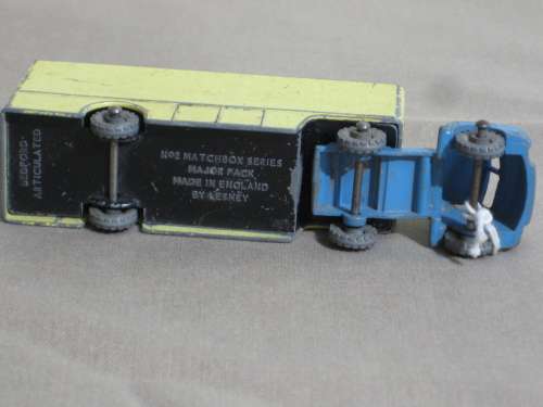 Matchbox Major Packs Bedford Ice Cream Truck - No M2