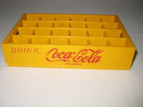 Coca-Cola 24 Miniatures Bottles Plastic crate - Only Crate
