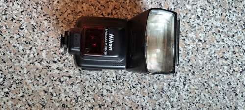 Nikon Camera F90 + Nikon AF Nikkor Lens 28 - 70 mm 1 : 35 - 4.5D - Nikon Speedlight Flash SB -25