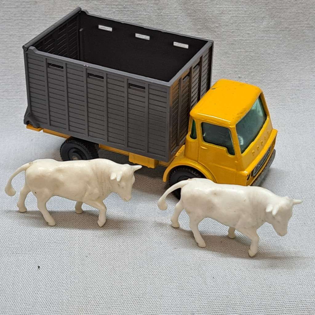 Matchbox Lesney - Dodge Cattle Truck - No 37