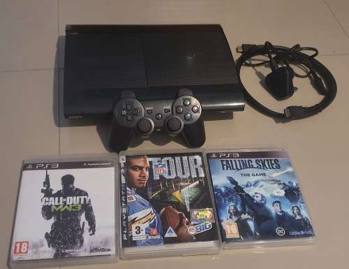 PS3 Super Slim 500GB + Controller + 3 Games [ Great Condition ]