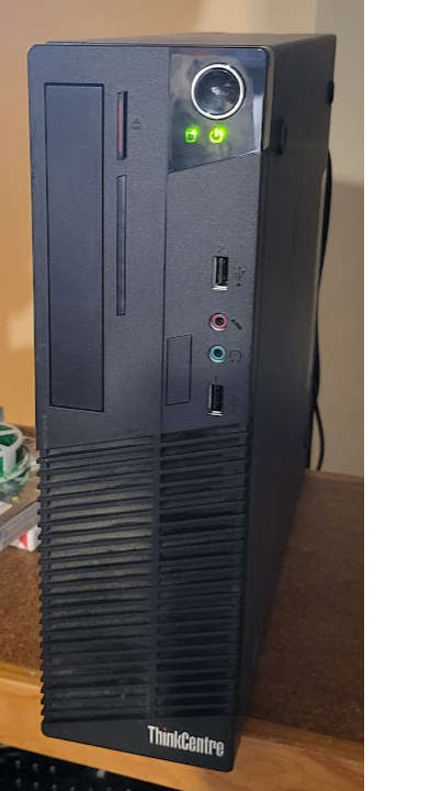 Lenovo ThinkCentre Desktop PC