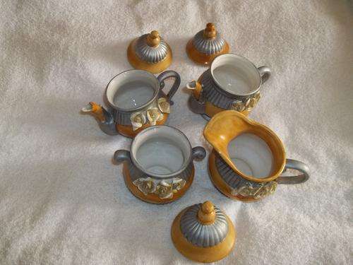 LOVELY  7  PIECE  TEA / COFFEE  SET