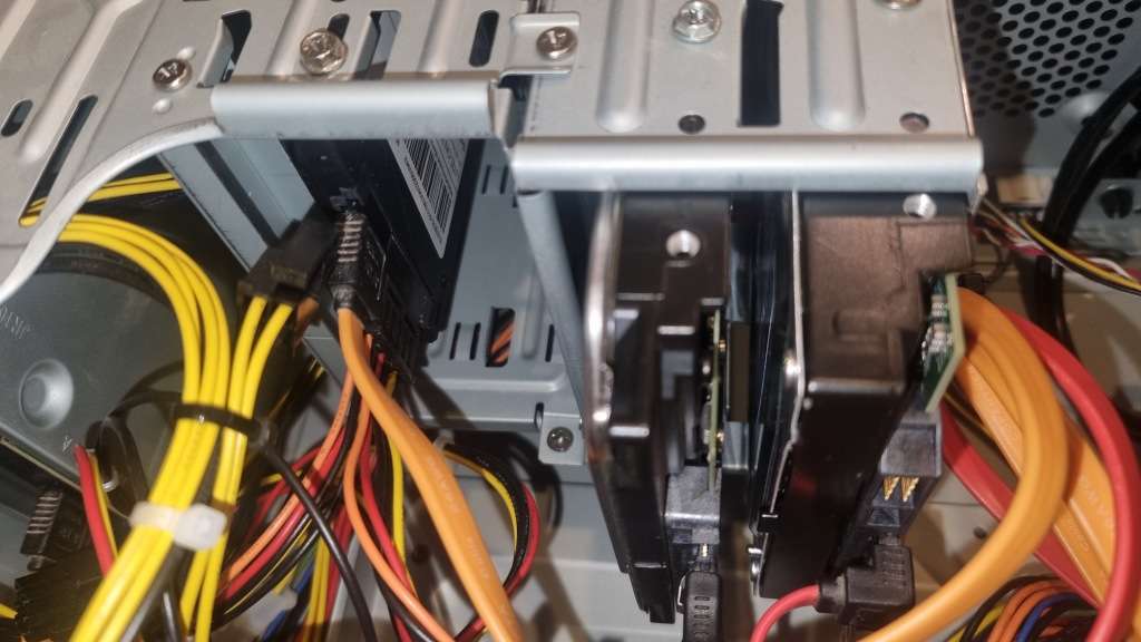 Intel Core I7 2600K / 6GB DDR3 / 128GB SSD / 1.5 TB HDD Computer