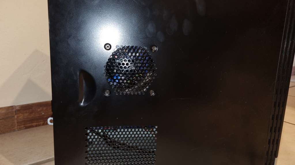 Intel Core I7 2600K / 6GB DDR3 / 128GB SSD / 1.5 TB HDD Computer