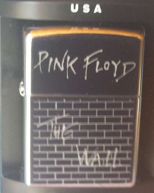 Pink Floyd The Wall Zippo Lighter High Polish Chrome