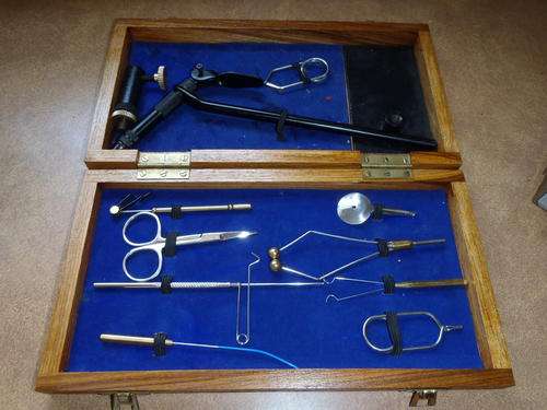 FLY TYING TOOLS