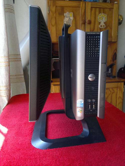 DELL OPTIPLEX 755 - Complete on stand