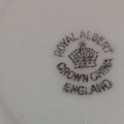 ROYAL ALBERT CROWN TRIO