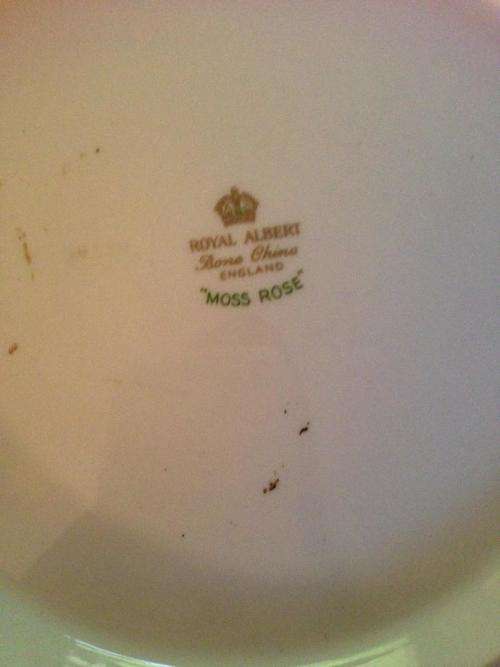 ROYAL ALBERT MOSS ROSE TEAPOT STAND ( TRIVET )