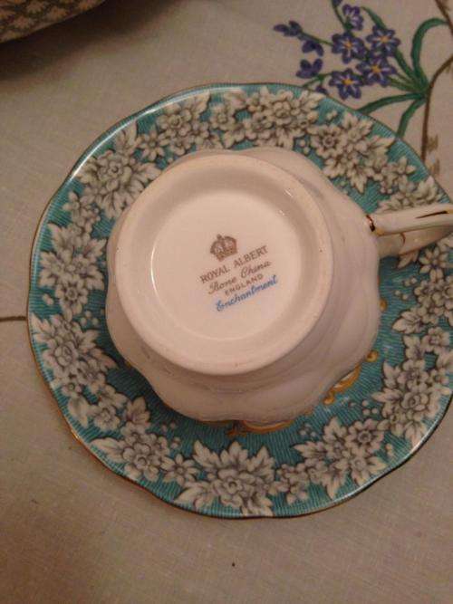 ROYAL ALBERT ENCHANTMENT BREAKFAST DUO