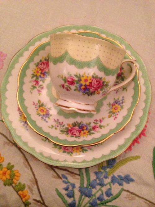 ROYAL ALBERT PRUDENCE TRIO