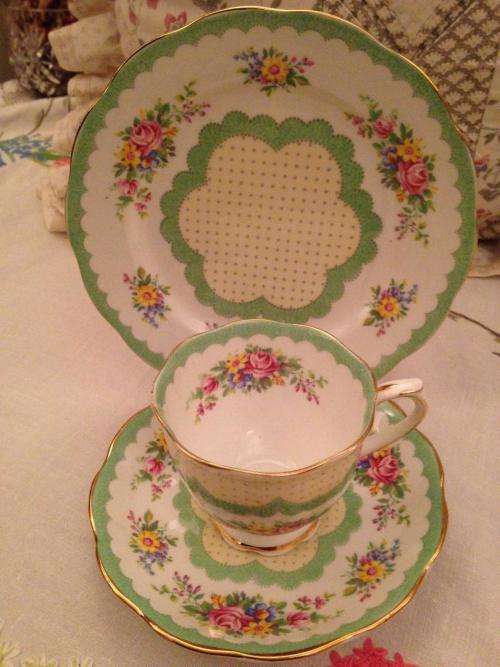 ROYAL ALBERT PRUDENCE TRIO