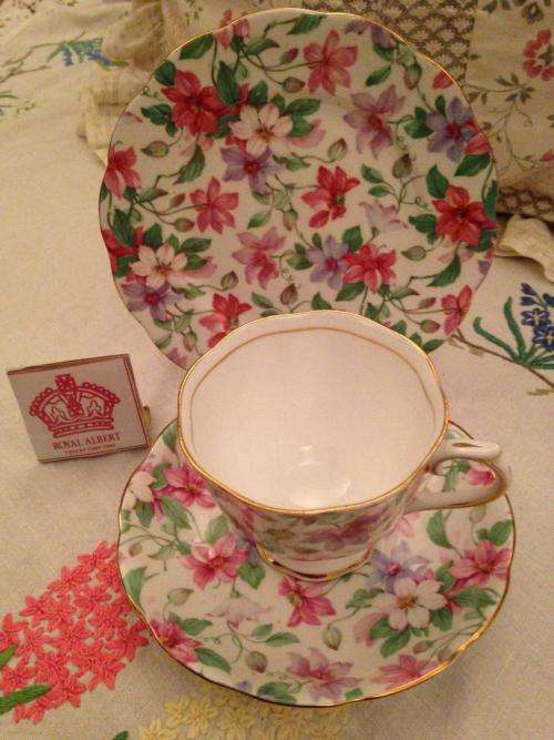 ROYAL ALBERT SUMMERGLORY CHINTZ TRIO