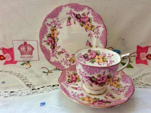 ROYAL ALBERT PINK LOVELACE TRIO--VERY RARE