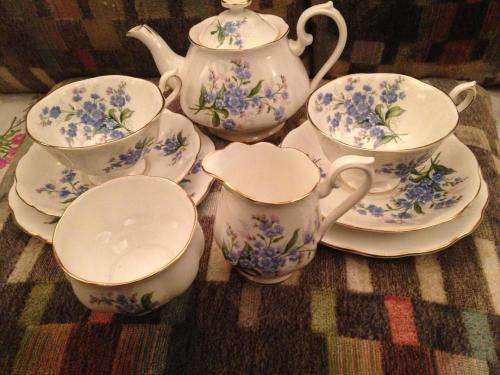 ROYAL ALBERT TEA FOR TWO--FORGET ME NOT BLUE