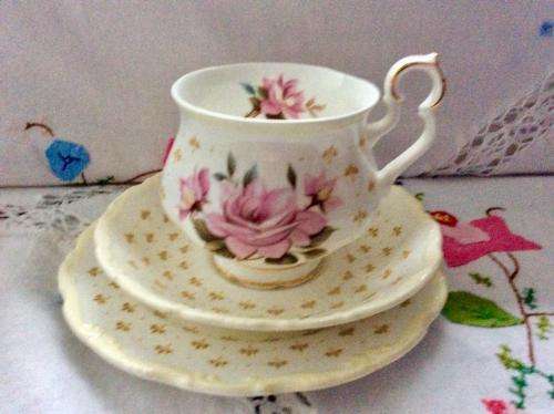 ROYAL ALBERT MARIE LOUISE TRIO