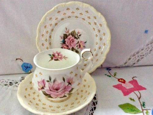 ROYAL ALBERT MARIE LOUISE TRIO