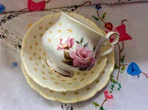 ROYAL ALBERT MARIE LOUISE TRIO