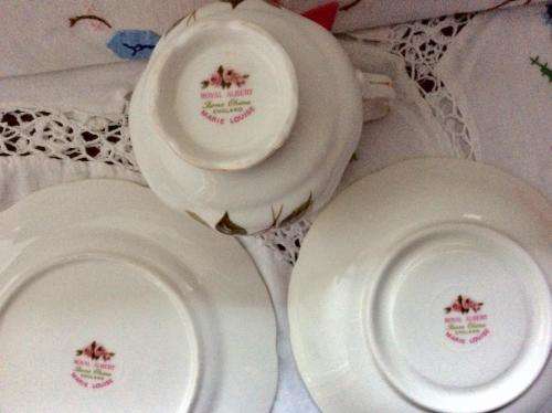 ROYAL ALBERT MARIE LOUISE TRIO