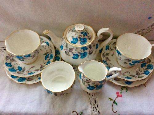 ROYAL A,BERT MORNING GLORY TEA FOR TWO SET