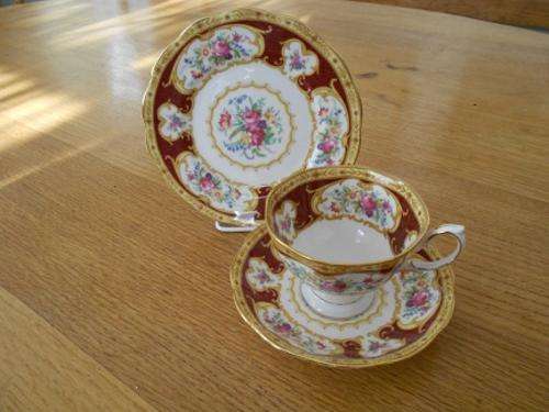 Royal Albert Lady Hamilton Trio